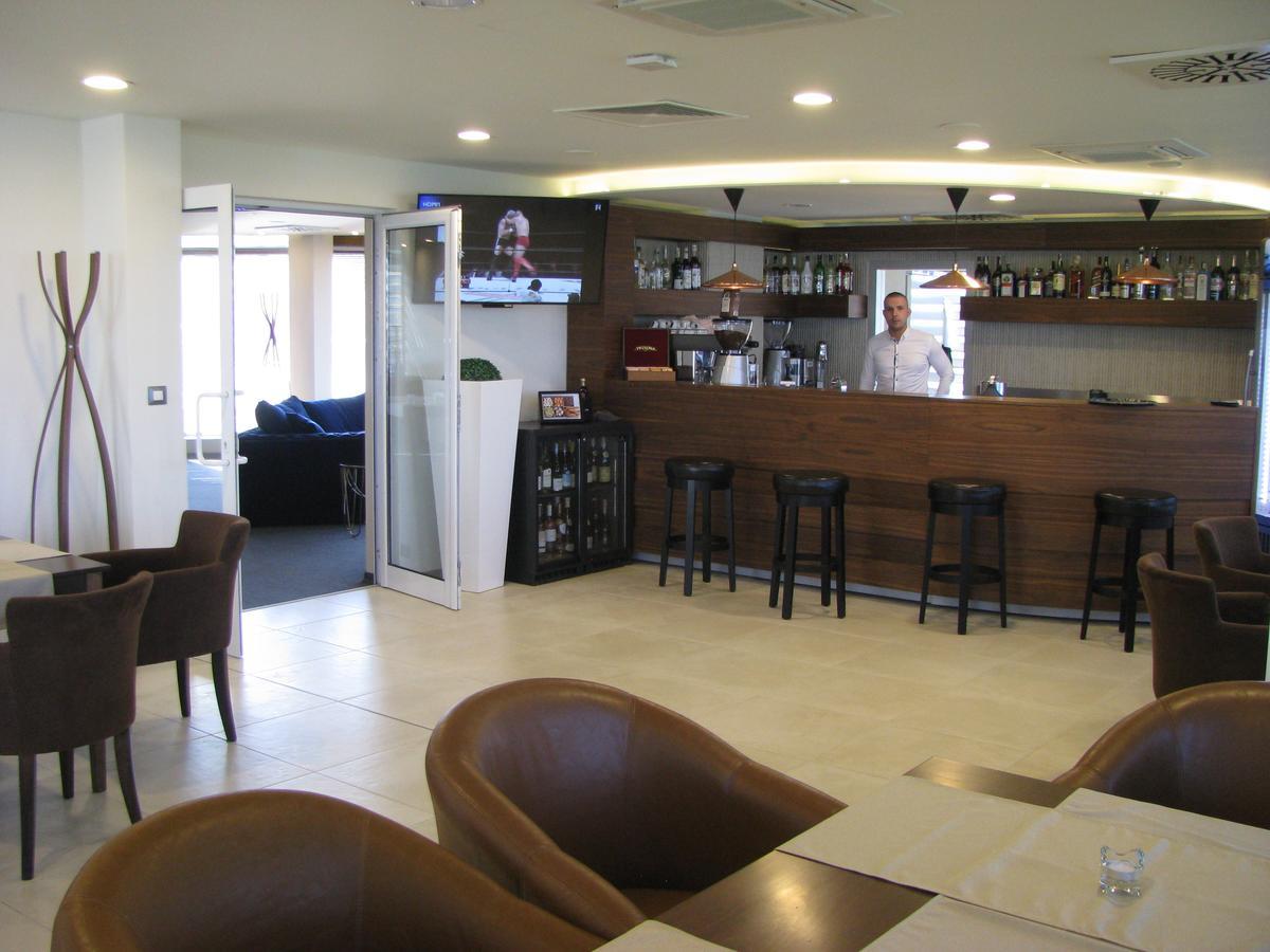 Bon Bon Park Hotel & Spa Boyana 소피아 외부 사진